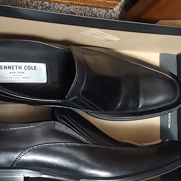 Kenneth Cole Loafer with Techni-cole, size 10, worn once main image 7